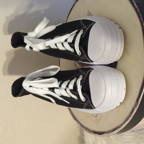 Black and White High-Top Sneakers - Picture 2 of 8